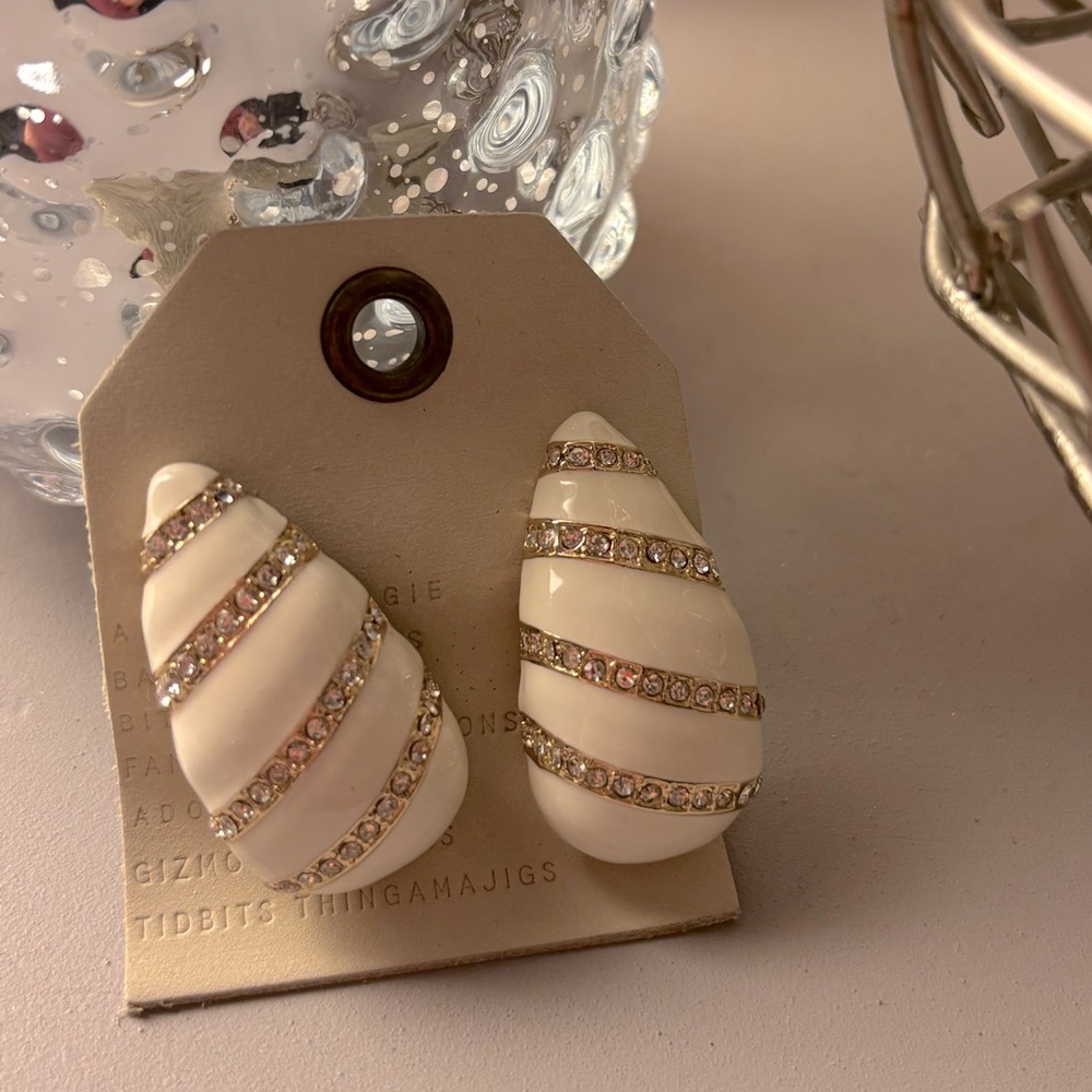 Anthropologie Collegiate Crystal Striped
Earrings White & Gold NWT